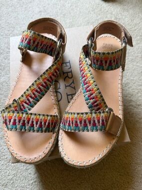 Frye Rainbow Multi Woven Strap Sandals Women's Size 9.5